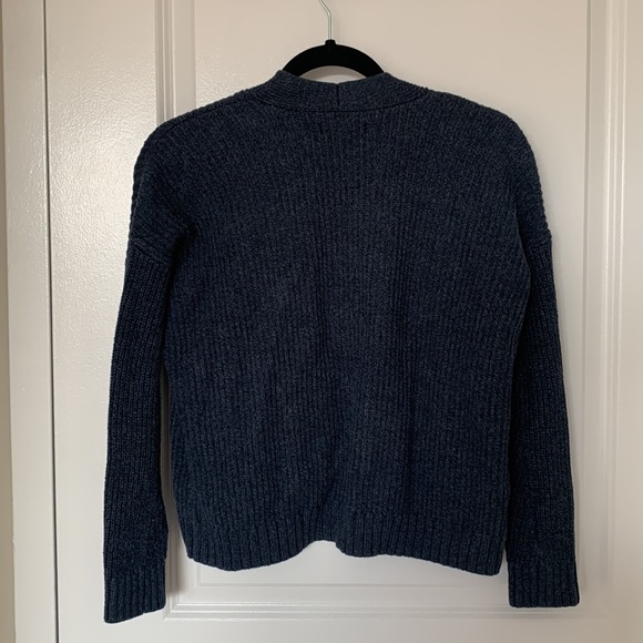 Hollister Cropped Knit Cardigan - Picture 2 of 5